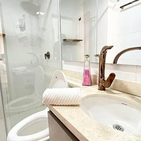 Walled City, El Centro - Amenities, * Cartagena