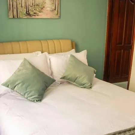 Walled City, El Centro - Amenities, Apartment