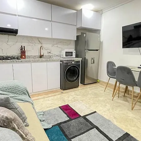 Walled City, El Centro - Amenities, Apartment